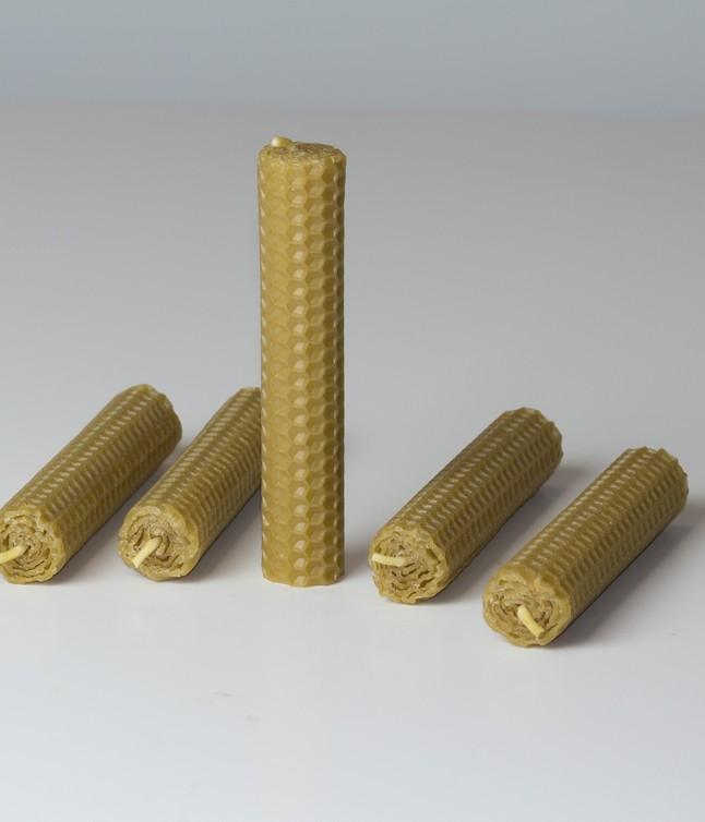 Viaszterm&eacute;kek &eacute;s gyerty&aacute;k - 510-5 (sejtmint&aacute;s gyertya 5 db-os csomagban)